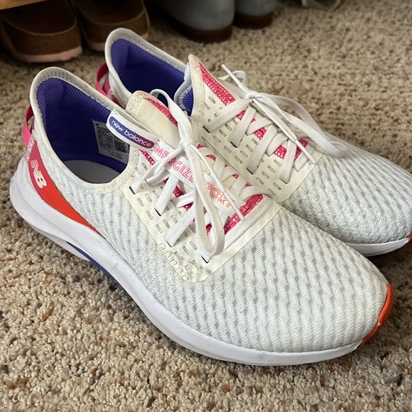 NEW BALANCE
Nergize Sport V2 Performance Training Sneakers size 9.5 - Picture 1 of 6